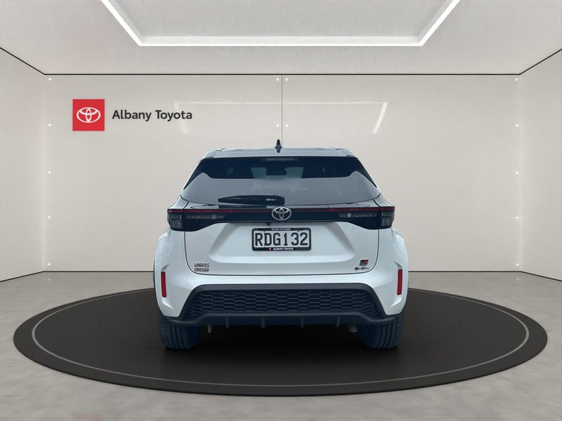 2025 Toyota Yaris Cross Cross GR Sport 1.5P HEV... image 4