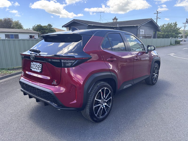 2025 Toyota Yaris Cross Cross GR Sport 1.5P HEV... image 3