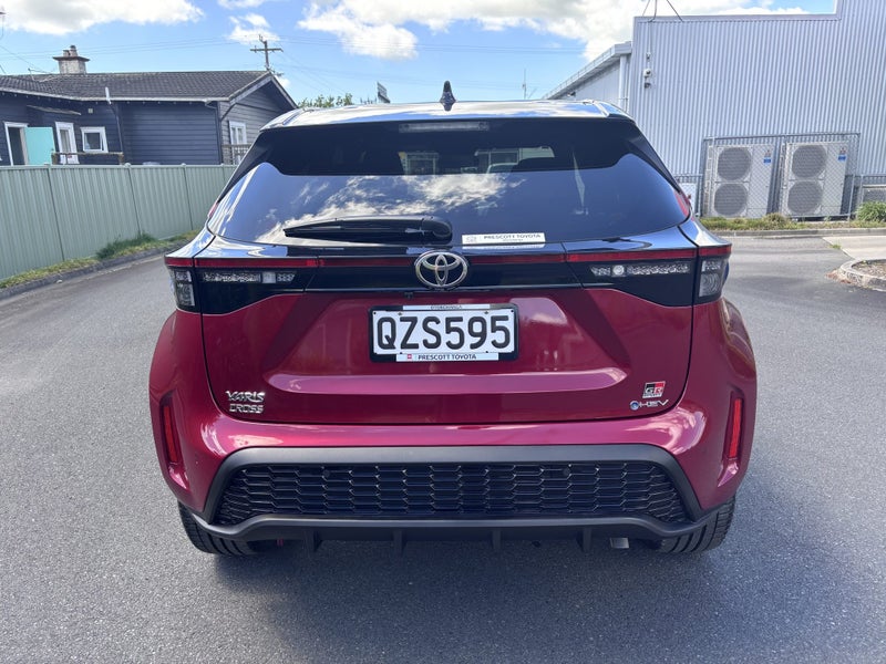 2025 Toyota Yaris Cross Cross GR Sport 1.5P HEV... image 4