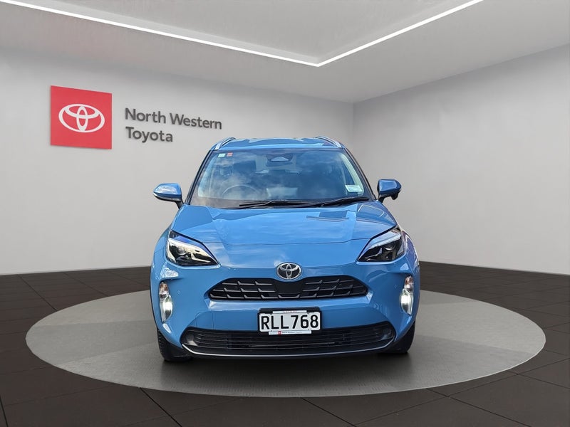 2025 Toyota Yaris Cross Cross GX 1.5L Hybrid FW... image 2