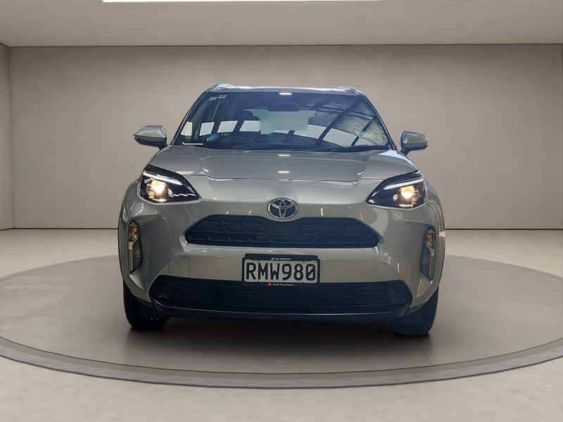 2025 Toyota Yaris Cross Cross GX 1.5L Hybrid FW... image 2