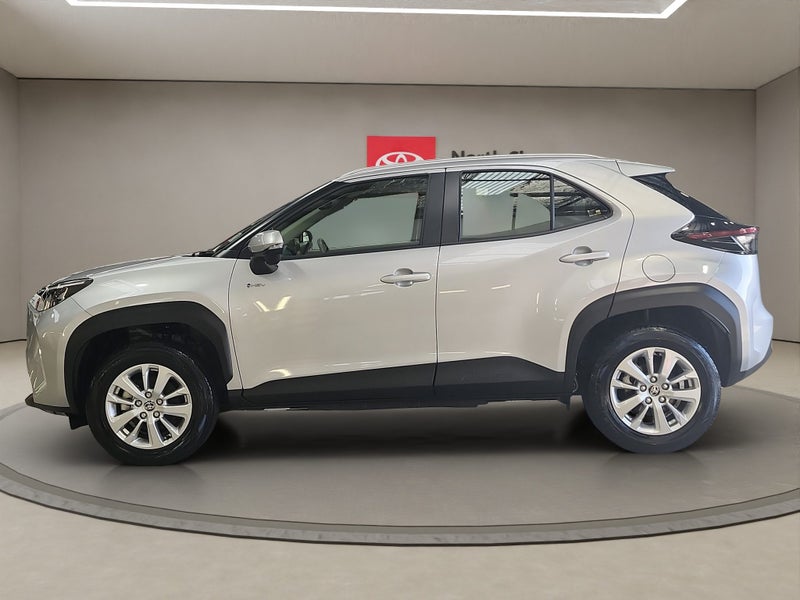 2025 Toyota Yaris Cross Cross GX 1.5L Hybrid FW... image 4
