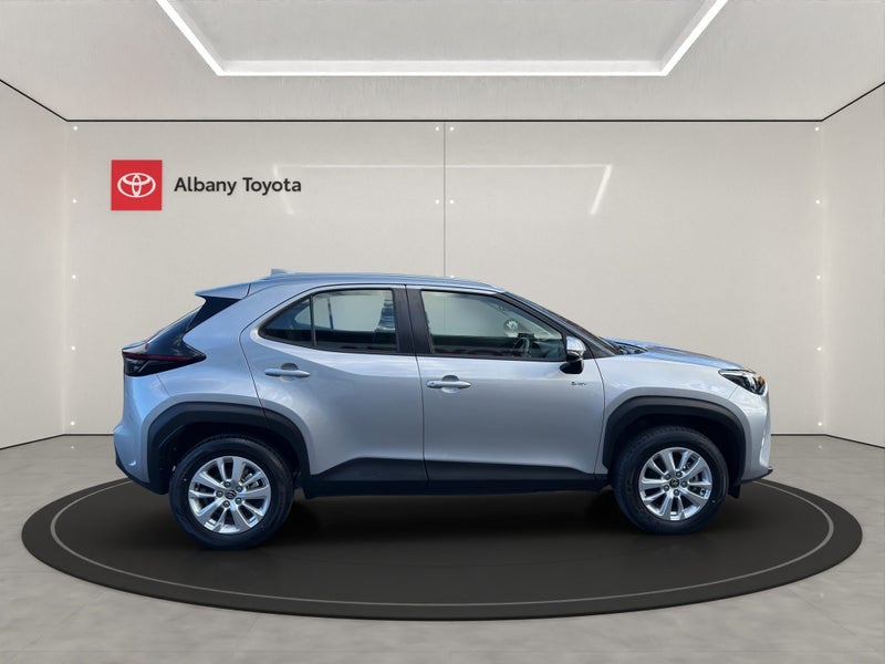 2025 Toyota Yaris Cross Cross GX 1.5P HEV ECVT... image 2