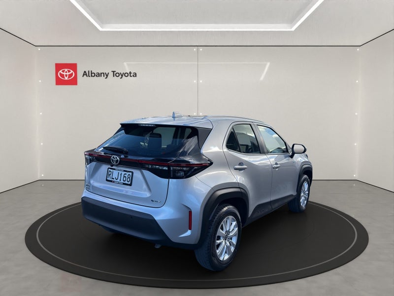 2025 Toyota Yaris Cross Cross GX 1.5P HEV ECVT... image 3