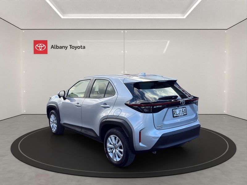 2025 Toyota Yaris Cross Cross GX 1.5P HEV ECVT... image 5