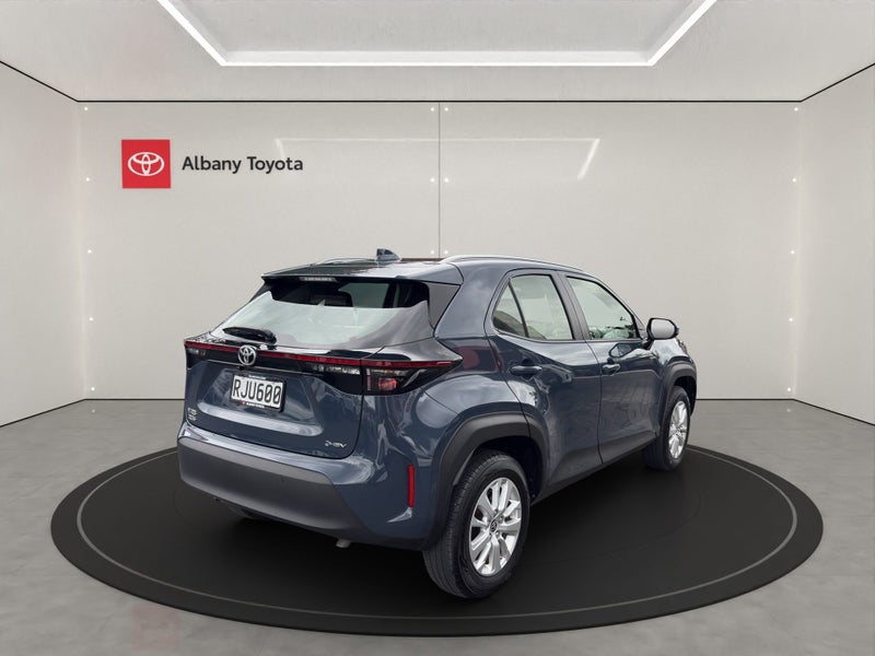 2025 Toyota Yaris Cross Cross GX 1.5P HEV ECVT... image 3