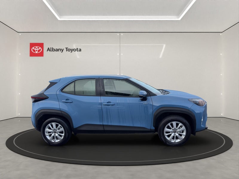 2025 Toyota Yaris Cross Cross GX 1.5P HEV ECVT... image 2