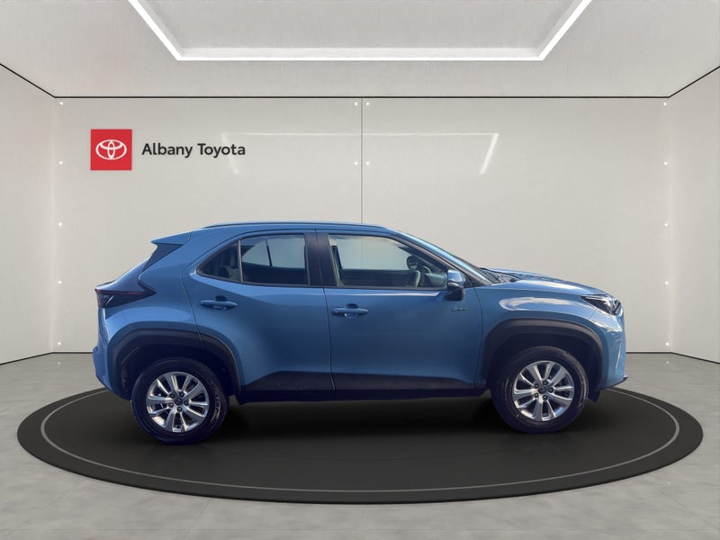 2025 Toyota Yaris Cross Cross GX 1.5P HEV ECVT... image 2