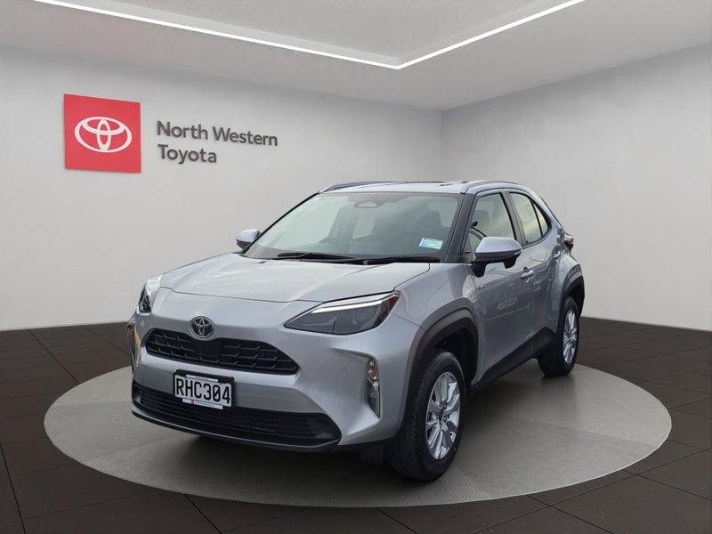 2025 Toyota Yaris Cross Cross GX 1.5P HEV ECVT... image 3