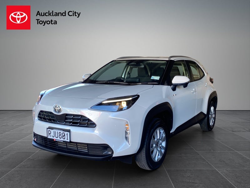 2025 Toyota Yaris Cross Cross GX 1.5P HEV ECVT... image 3