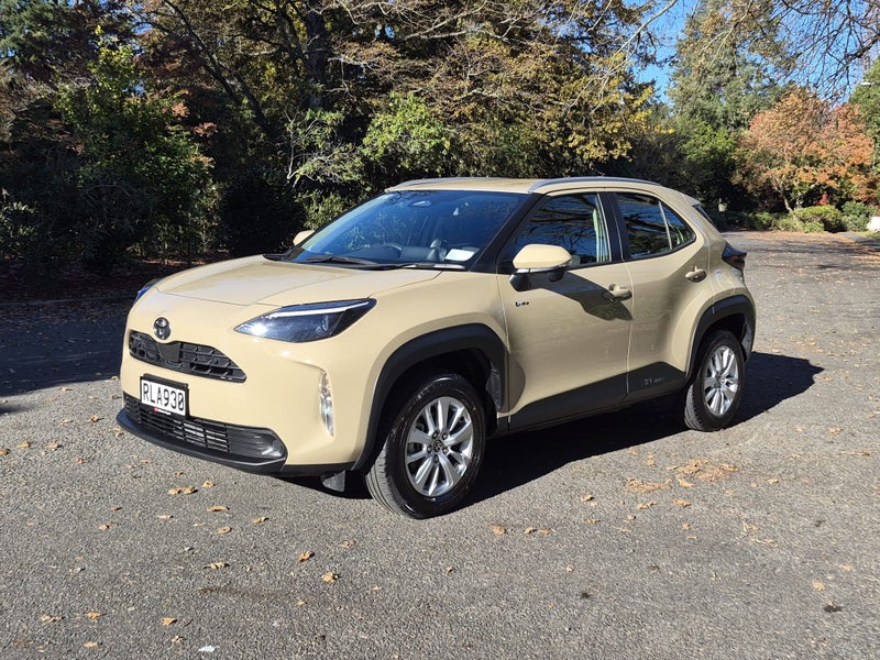 2025 Toyota Yaris Cross Cross GX 1.5P HEV ECVT... image 4