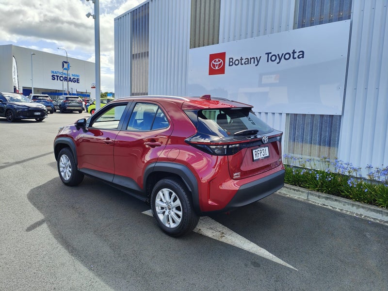 2025 Toyota Yaris Cross Cross GX 1.5P HEV ECVT... image 3