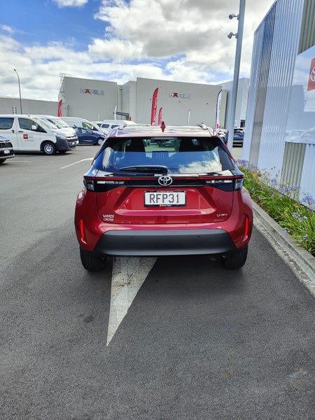 2025 Toyota Yaris Cross Cross GX 1.5P HEV ECVT... image 4