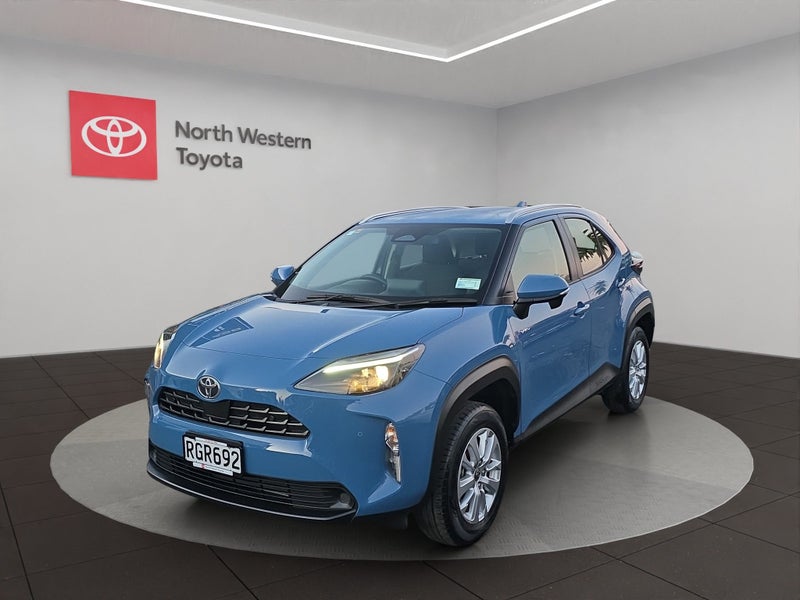 2025 Toyota Yaris Cross Cross GX 1.5P HEV ECVT... image 3