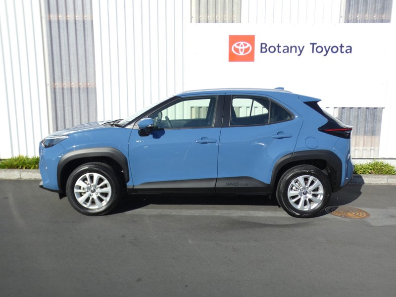 2025 Toyota Yaris Cross Cross GX 1.5P HEV ECVT... image 4