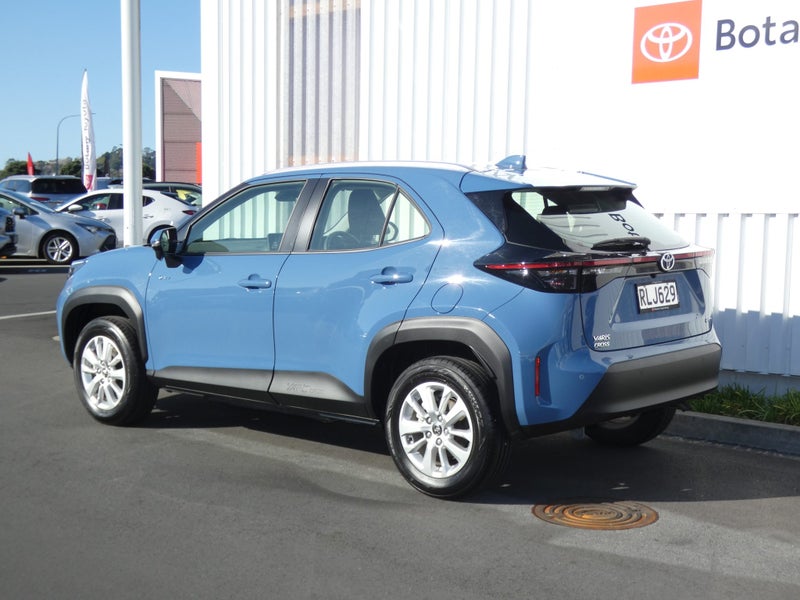 2025 Toyota Yaris Cross Cross GX 1.5P HEV ECVT... image 5