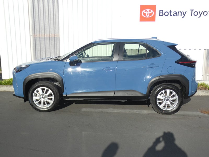 2025 Toyota Yaris Cross Cross GX 1.5P HEV ECVT... image 4