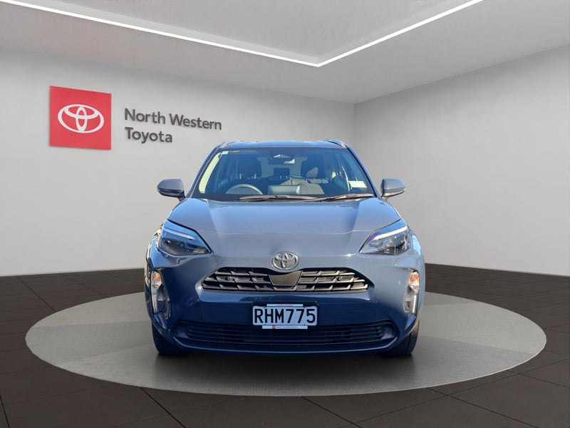 2025 Toyota Yaris Cross Cross GX 1.5P HEV ECVT... image 2