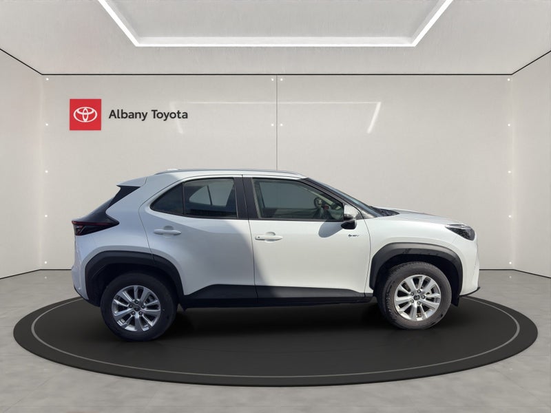 2025 Toyota Yaris Cross Cross GX 1.5P HEV ECVT... image 2