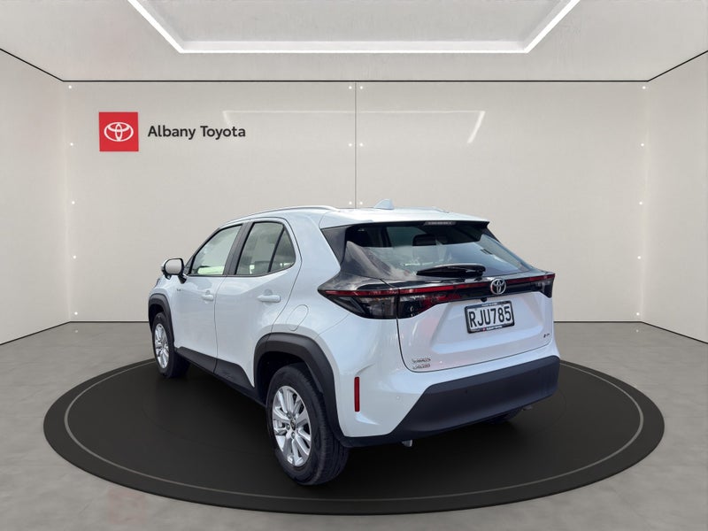 2025 Toyota Yaris Cross Cross GX 1.5P HEV ECVT... image 5