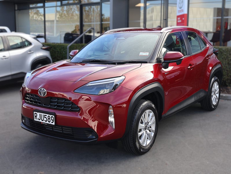 2025 Toyota Yaris Cross Cross GX 1.5P Hybrid FWD image 3