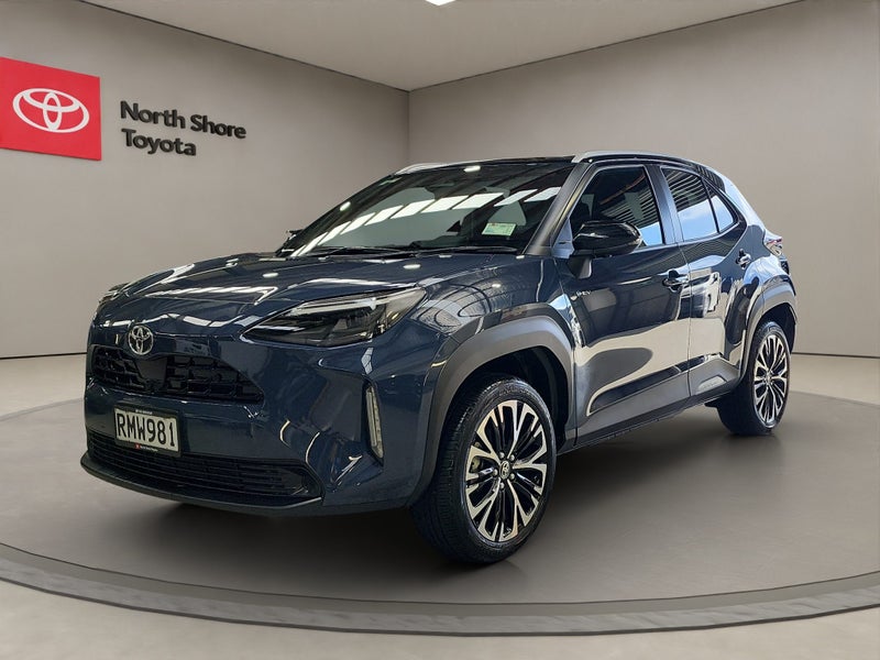 2025 Toyota Yaris Cross Cross Limited 1.5L Hybr... image 3
