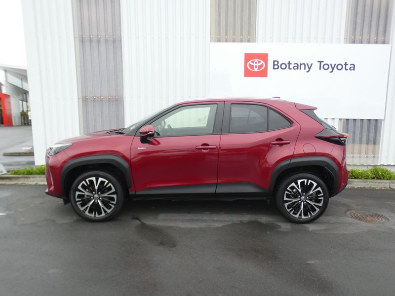 2025 Toyota Yaris Cross Cross Limited 1.5P HEV... image 4