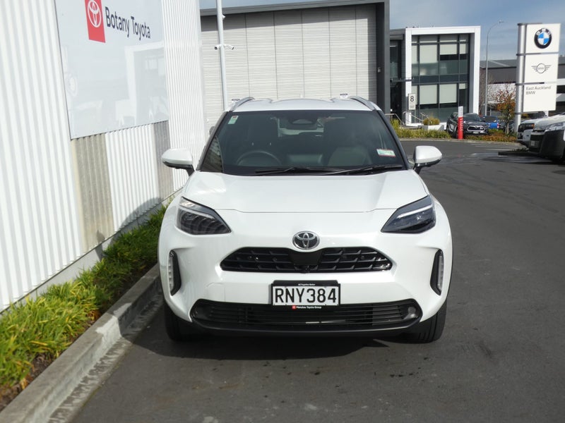 2025 Toyota Yaris Cross Cross Limited 1.5P HEV... image 3