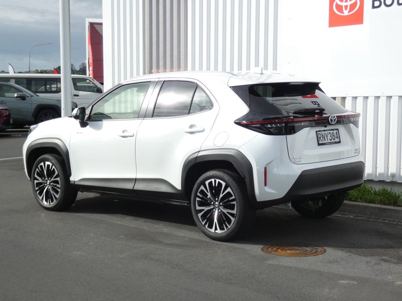 2025 Toyota Yaris Cross Cross Limited 1.5P HEV... image 5