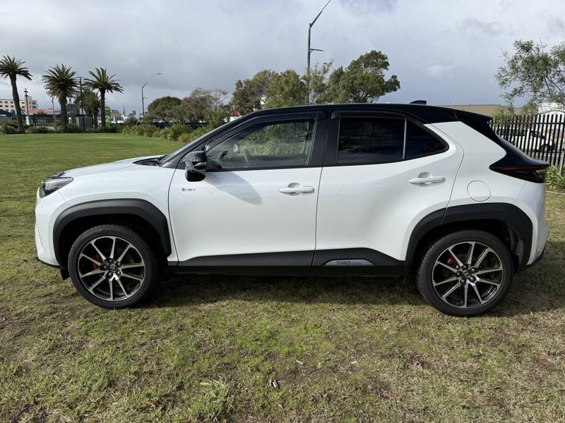 2025 Toyota Yaris Cross GR Sport 1.5P Hybrid Au... image 4