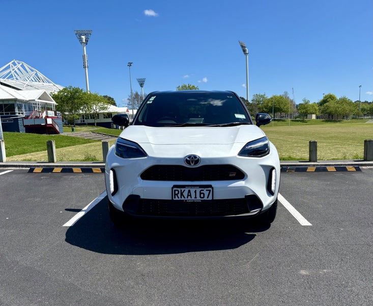 2025 Toyota Yaris Cross GR Sport 1.5P HYBRID EC... image 2