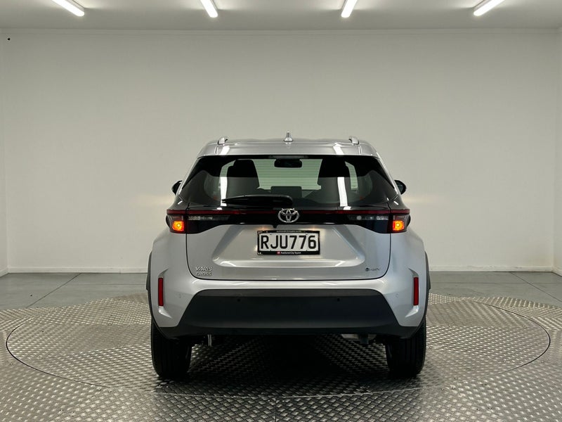 2025 Toyota Yaris Cross GX 1.5 Hybrid image 4
