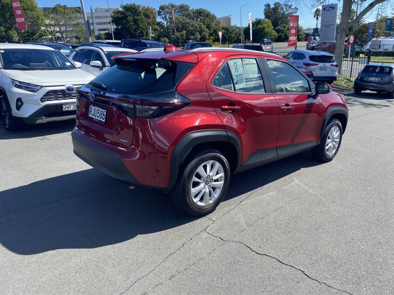 2025 Toyota Yaris Cross GX 1.5 Hybrid image 2