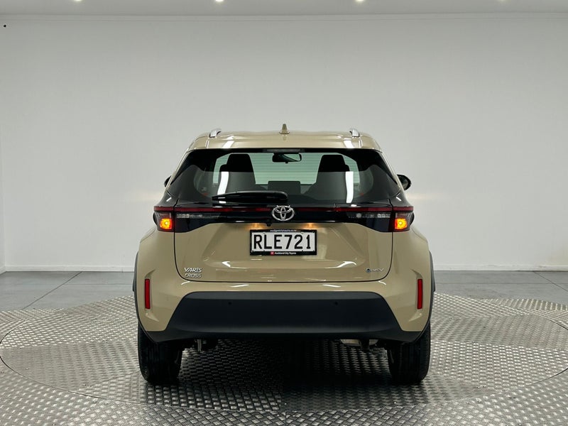 2025 Toyota Yaris Cross GX 1.5 Hybrid image 4