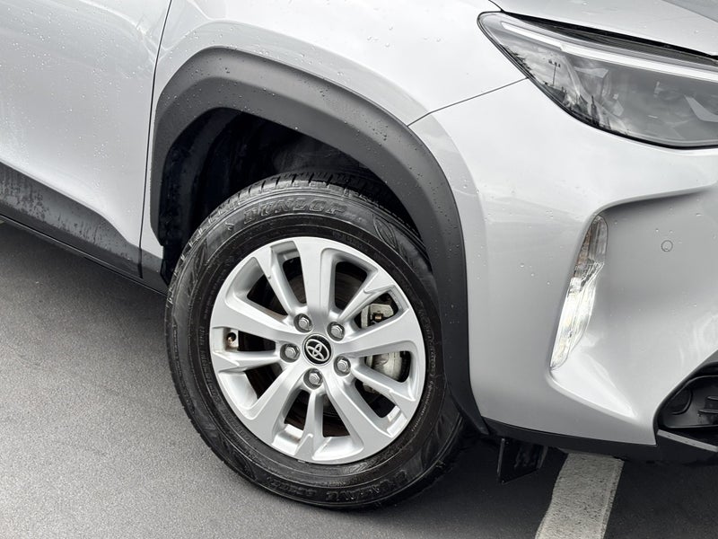 2025 Toyota Yaris Cross GX 1.5 HYBRID ECONOMICA... image 5