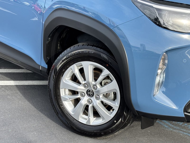 2025 Toyota Yaris Cross GX 1.5 HYBRID ECONOMICA... image 5