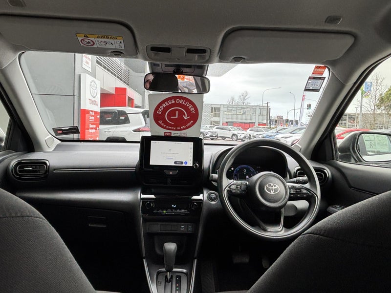 2025 Toyota Yaris Cross GX 1.5 HYBRID POPULAR C... image 2