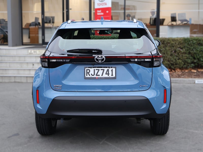 2025 Toyota Yaris Cross GX 1.5 Hybrid, Push Start image 5