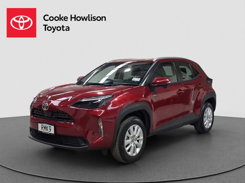 2025 Toyota Yaris Cross GX 1.5L Hybrid image 3