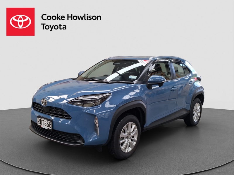 2025 Toyota Yaris Cross GX 1.5L Hybrid image 3