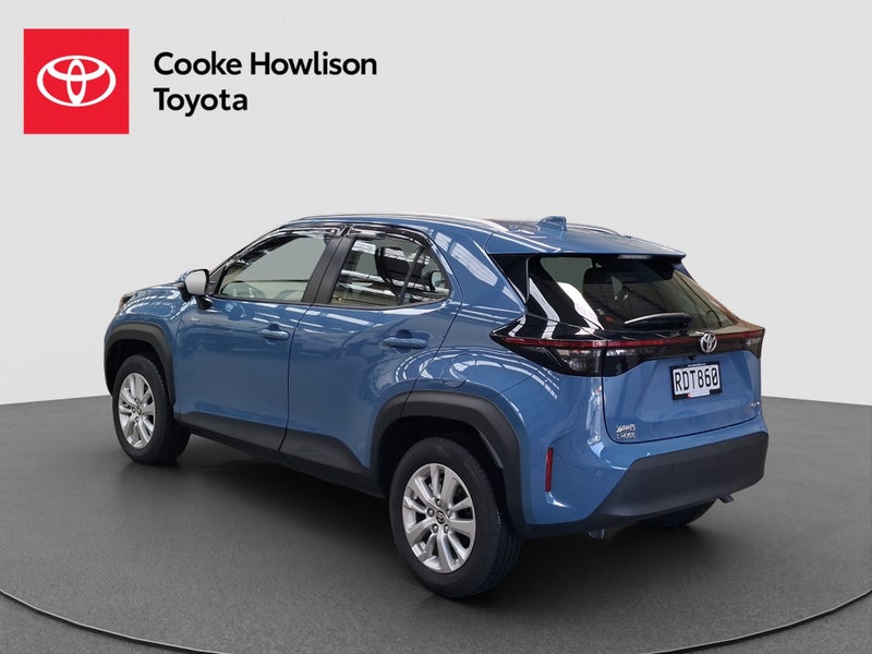 2025 Toyota Yaris Cross GX 1.5L Hybrid image 4