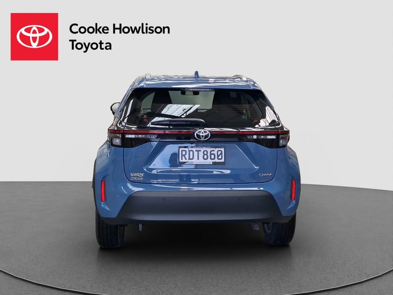 2025 Toyota Yaris Cross GX 1.5L Hybrid image 5