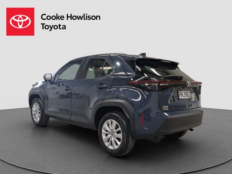 2025 Toyota Yaris Cross GX 1.5L Hybrid image 4