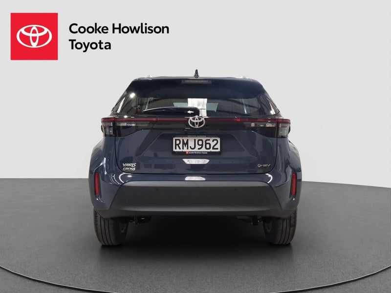 2025 Toyota Yaris Cross GX 1.5L Hybrid image 5
