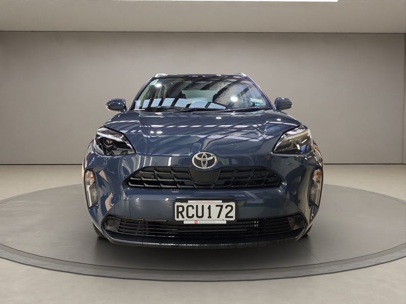 2025 Toyota Yaris Cross GX 1.5L Petrol 2WD SUV image 2