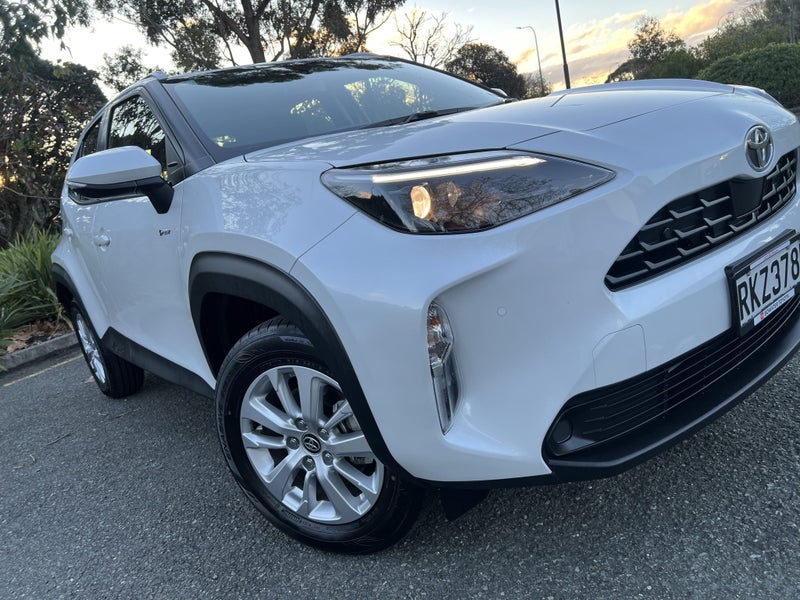 2025 Toyota Yaris Cross GX 1.5P image 2