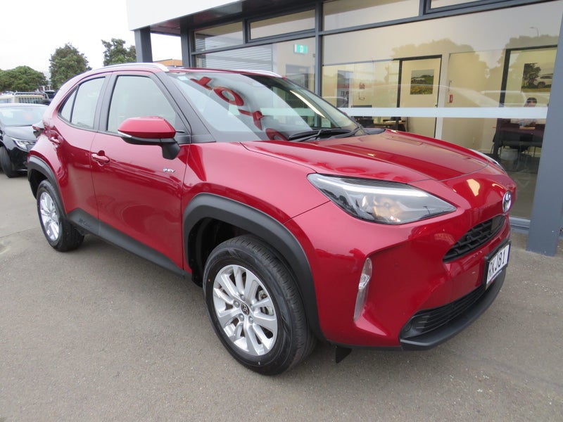 2025 Toyota Yaris Cross GX 1.5P HEV image 2
