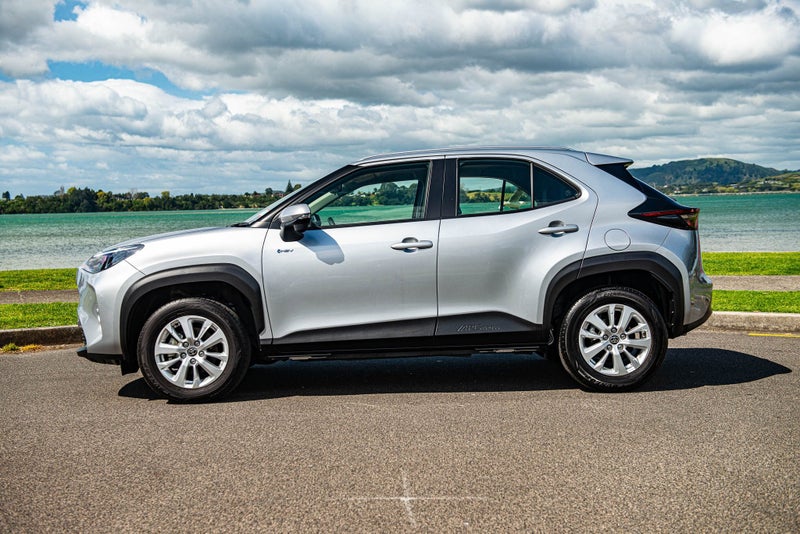 2025 Toyota Yaris Cross GX 1.5P HEV ECVT FWD image 5