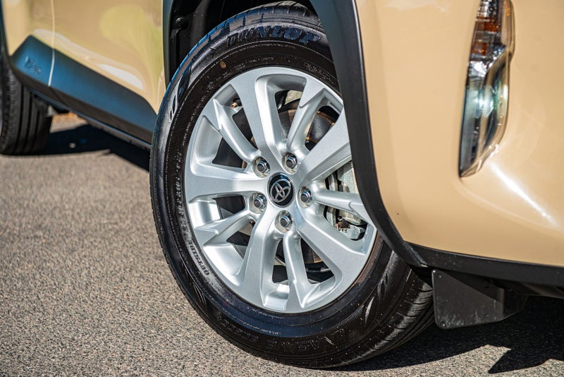 2025 Toyota Yaris Cross GX 1.5P HEV ECVT FWD image 3