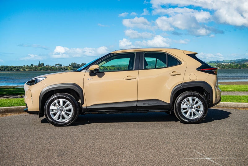 2025 Toyota Yaris Cross GX 1.5P HEV ECVT FWD image 5